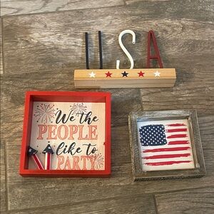 Patriotic Wall Decor Set